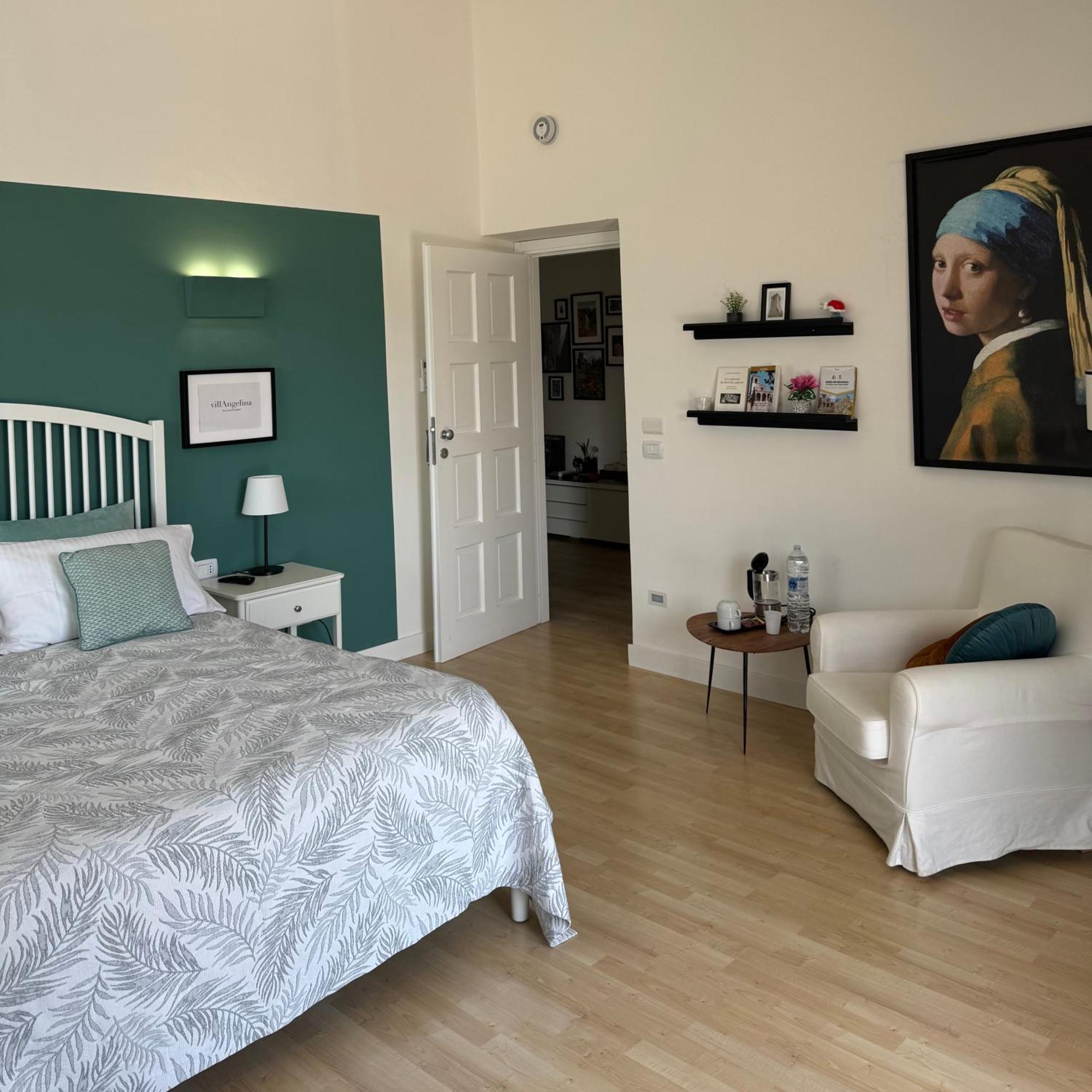 Villa Angelina Aquino Exteriör bild